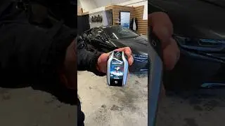 BMW i8: Дисплейный ключ #bmwi8 #cartechnology #phev