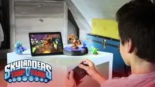 Official Skylanders Trap Team: 