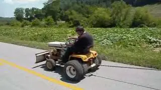 IH CUB CADET 129 PULLING IH 1066