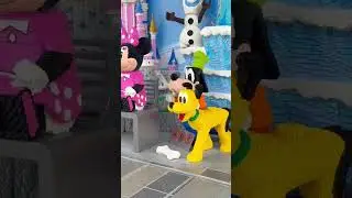 Disney LEGO Figures at Disneyland Paris 🏰✨ | Outside the LEGO Store in Disney Village