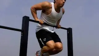 Calisthenics Exercises - How to Train for a Muscle Up