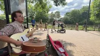 Dreamscape Creations .01 / Bass and guitar looping by the riverside