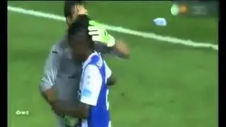 Diego Alves tries to do a Pirlo, fails ridiculously