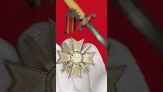 Kriegsverdienstkreuz 1.Klasse der Wehrmacht - Abzeichen des 3. Reiches #ww2 #shorts #history