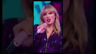 Фанатка оформила в рамку совет Тейлор, ПОТОМУ ЧТО она прошептала это секретное предупреждение.