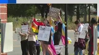 Katy ISD students protesting pronoun policy