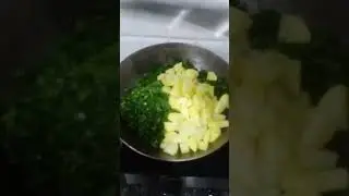 Palak aalu ki bujiya#recipe#shorts #viralvideo