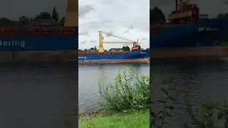 Ein Blick auf das Transportschiff 