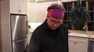 The Best Crawfish Ettouffee! w/ Original song 