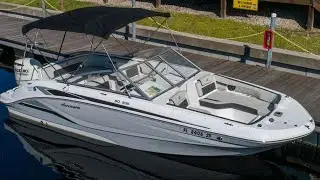 235 Hurricane Deck Boat - Boat House Cape Coral Boat Club