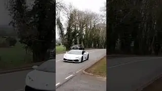 Lamborghini huracan Downshifting