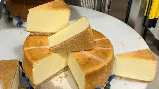 Incredible technology, dividing bread and pastries into portions in a split second