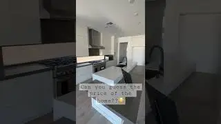 This open floor plan is incredible, the home Is located in Summerlin!!🙌🙌