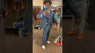 Впервые в Men&rsquo;s Warehouse в поисках костюма для выпускного вечера