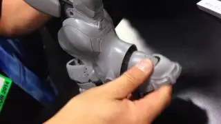 SDCC14 Sideshow StarCraft II Jim Raynor Sixth Scale Figure Demontration
