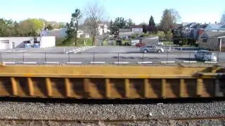 Eastbound intermodal leaded by NS 9233
