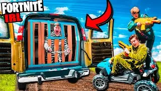 FORTNITE BATTLE ROYAL IRL CHALLENGE - Durrr Burger Prison Escape Box Fort Battle