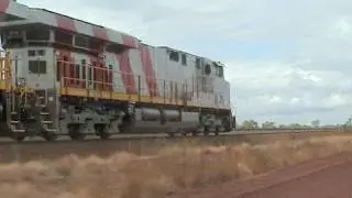 Australian trains : Running with giants