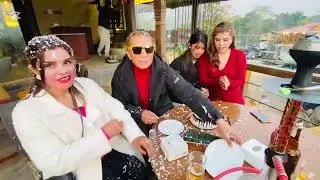 हाम्रो यात्रा सत्रौँ दिन “मेरो जन्मदिन मनाउँदै साउरा किनार रेस्टुरेन्ट“ र “कुमा सागर” कन्सर्ट खिचरा”