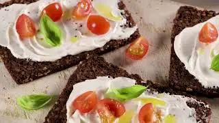 What is Rye Flour? | Knead to Know Basis | BAKERpedia