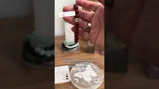 Here&rsquo;s what comes with the Leo zodiac crystal bracelet set