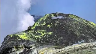 Summit Experiences on Mount Etna &ndash; Through Active Sulfur Fumaroles
