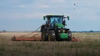 John Deere - Nowe 7R 7290 i Väderstad Carrier 820