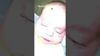 Capturing baby's eye color before it changes #eyesforeyes #trend #sahm