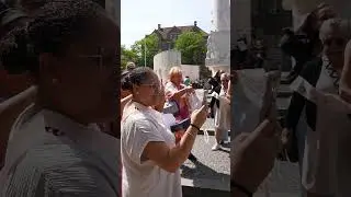 Psikus z Amsterdamu na temat bezpieczeństwa publicznego: Holenderski gigant i Eddie Hall