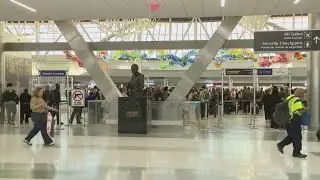 Texas airports see delays Friday as flights canceled nationwide
