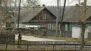 В селе местный дурачок мужика зарубил и мясо его жарил?