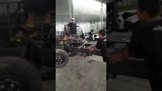 Proses restorasi chasis bus mitsubishi canter 136 ex pertambangan (part 1)