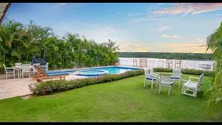 Ribera del Rio # 7 - Nicely maintained villa abounds with Nautica charm