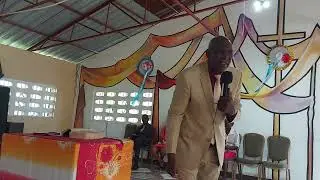  1 Thess 5 v23 avec pasteur Garius Dollis 