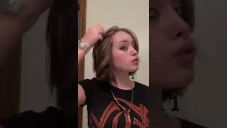 Styling Short Layered Hair with a Razor Comb#shorthair #layerhair #razorcomb