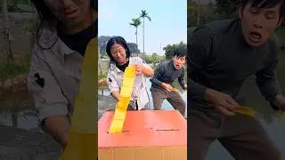 The Young Man And Girl Returned Home To Find Food, And An Unexpected Result Occurred