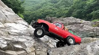 1/10 Scale RC car : RC4WD TF2 Mojave II Rock Trail #19.