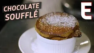 Minetta Tavern&rsquo;s Chocolate Souffle is Puffy Perfection &mdash; Snack Break