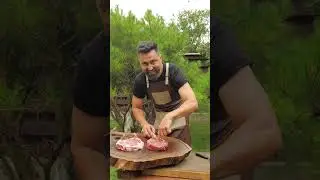 Despre carne  - Tomahawk
