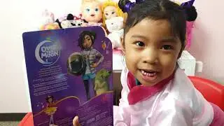 Over the moon dolls | Review and Unboxing fei fei and gobi  toys | Ultra luminary Over the moon !