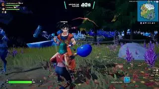 😁 Fortnite Sunbird Skin be warming up with her teammate 🤣