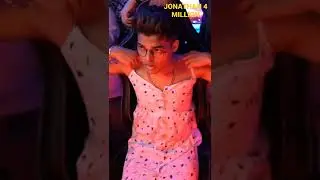 Jonathan wear girl dress || Jonathan dance on kacha badam || Jonathan 4M celebration #shorts
