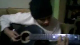 alex cadillo (2da guitarra) de reaxion subita.. cantando