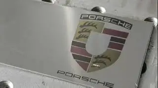 Porsche logo color marking