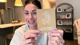 Check out these cute pregnancy baby affirmation cards  AMAZON FIND!