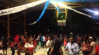 Kombinacion Musical ft Marcos Gayon - D&oacute;nde est&aacute;n las mujeres