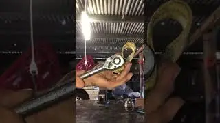 Stuck on oil filter, quick easy removal DIY, oil filter  tool car hacks that work