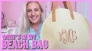 WHAT'S IN MY BEACH BAG THIS SUMMER!?! (PREPPY SUMMER 2021) || Kellyprepster