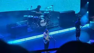 Feeder [LIVE 4K] - Child In You (Restarted, Grant messes up lyrics) - Brixton Academy London