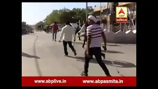People Protest Against Hardik Patel At Jetpur, Supporter Seen With Stick, Watch Video